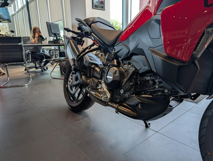 2026 Ducati Multistrada V2