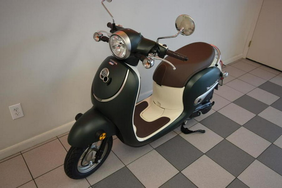 2024 Honda® Metropolitan