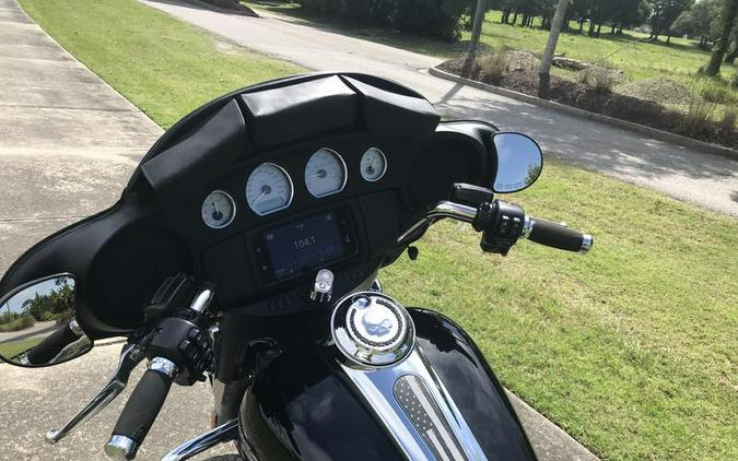 2020 Harley-Davidson® FLHX - Street Glide®