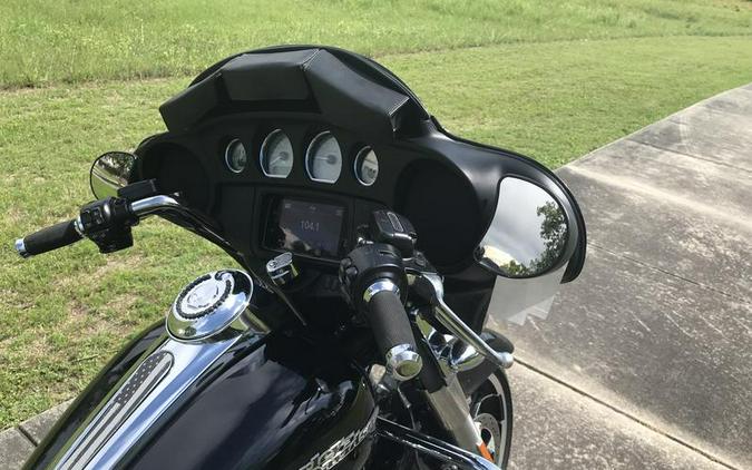 2020 Harley-Davidson® FLHX - Street Glide®