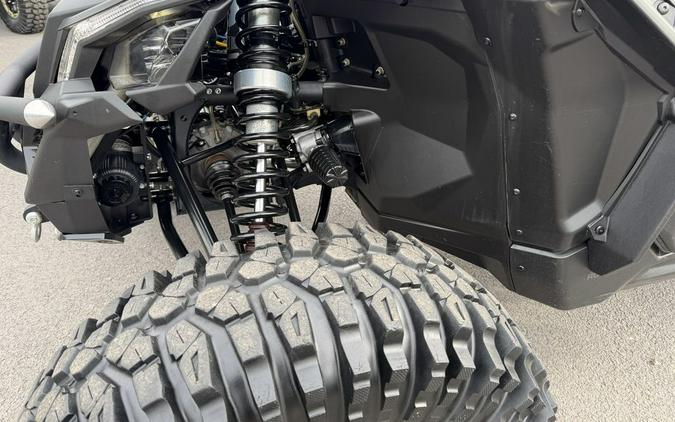 2021 Can-Am® Maverick X3 X ds Turbo RR