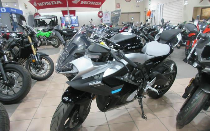 2026 CFMOTO 675SS