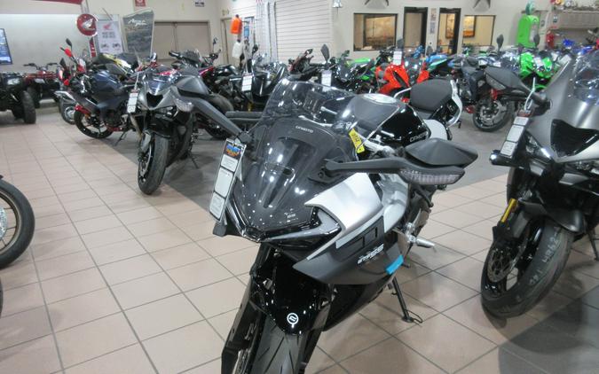 2026 CFMOTO 675SS