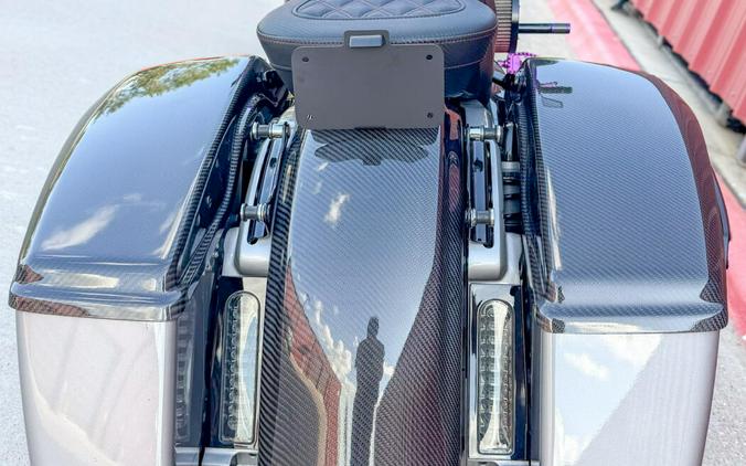 2023 Harley-Davidson® CVO™ Road Glide® FLTRXSE Dark Platinum w/Pinstripe