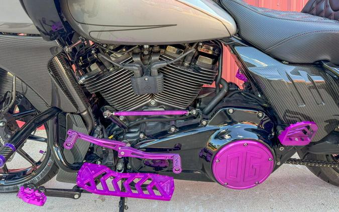 2023 Harley-Davidson® CVO™ Road Glide® FLTRXSE Dark Platinum w/Pinstripe