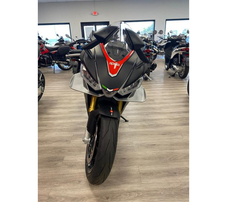 2022 Aprilia RSV4 1100