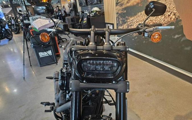 2018 Harley-Davidson® FXFB - Softail® Fat Bob®