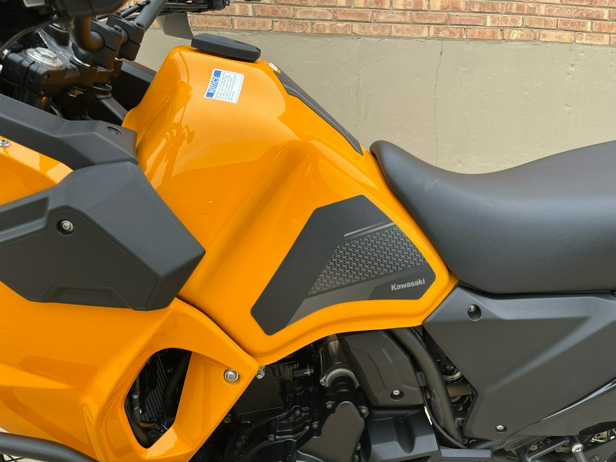 2023 Kawasaki KLR 650 Traveler ABS