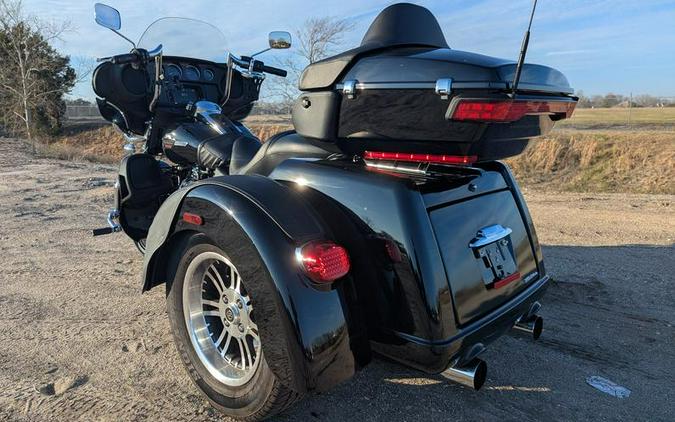 2022 Harley-Davidson® FLHTCUTG - Tri Glide® Ultra