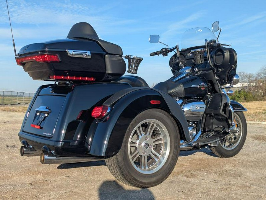 2022 Harley-Davidson® FLHTCUTG - Tri Glide® Ultra