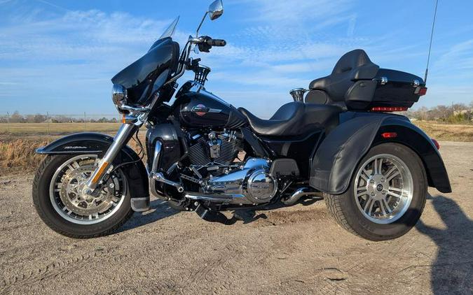 2022 Harley-Davidson® FLHTCUTG - Tri Glide® Ultra