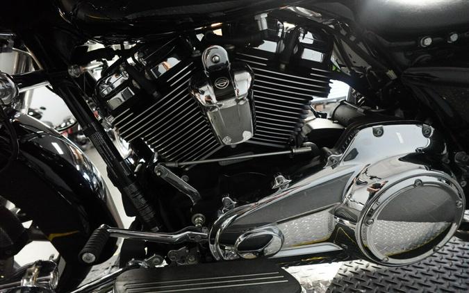 2023 Harley-Davidson Road Glide FLTRX