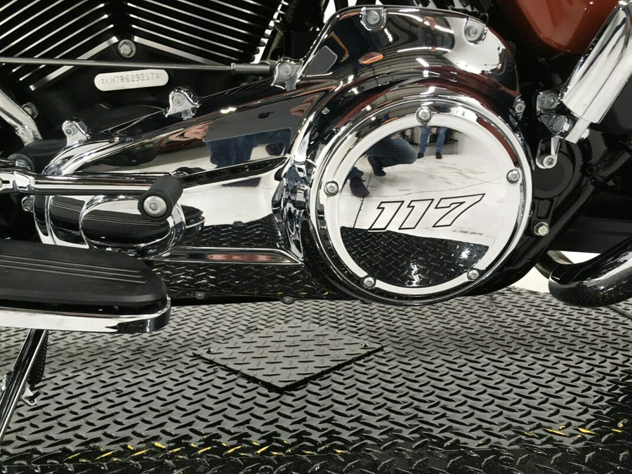 FLTRX 2024 Road Glide®