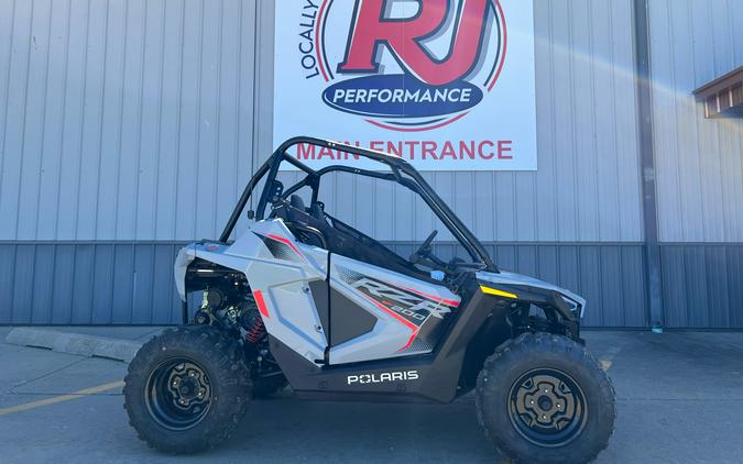 2024 Polaris RZR 200 EFI