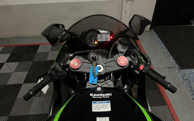 2017 Kawasaki Ninja® ZX™-6R