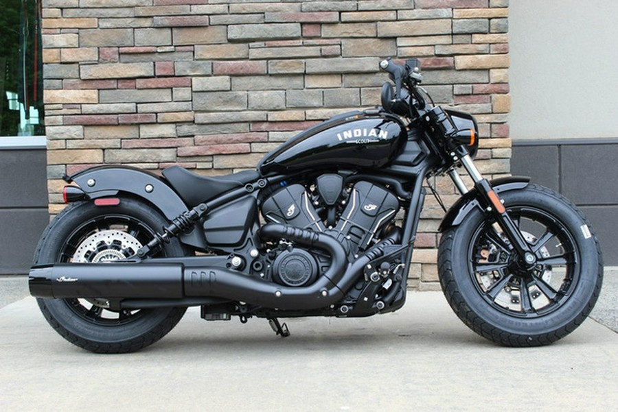 2025 Indian Scout Bobber Black Metallic