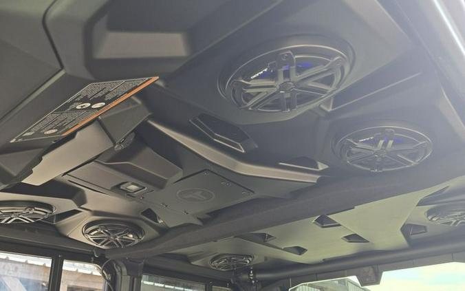 2026 Can-Am® Defender MAX LONE STAR CAB HD11