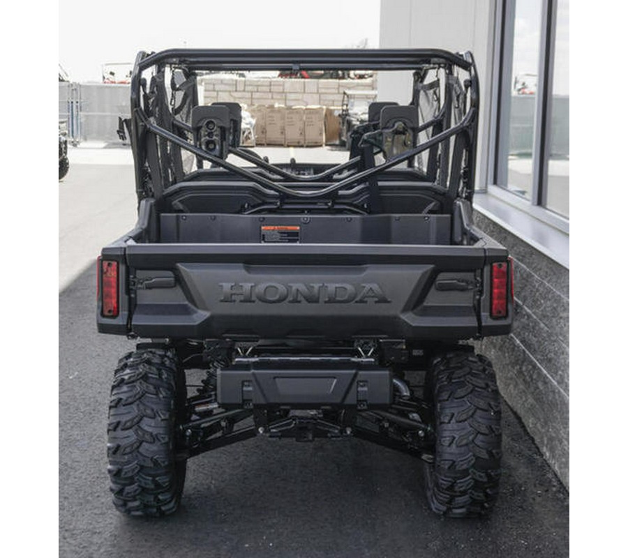 2025 Honda® Pioneer 1000-6 Deluxe Crew