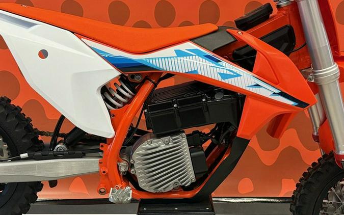 2024 KTM SX E 3