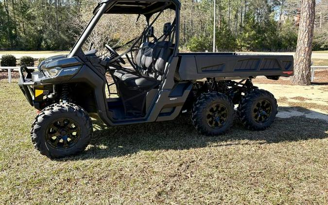 2026 Can-Am® Defender 6x6 XT HD10
