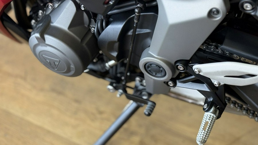 2025 Triumph Daytona 660