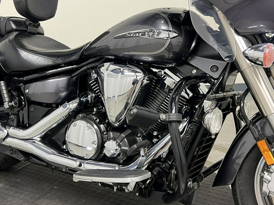 2014 Yamaha V Star 1300 Deluxe (XVS13CTFE)