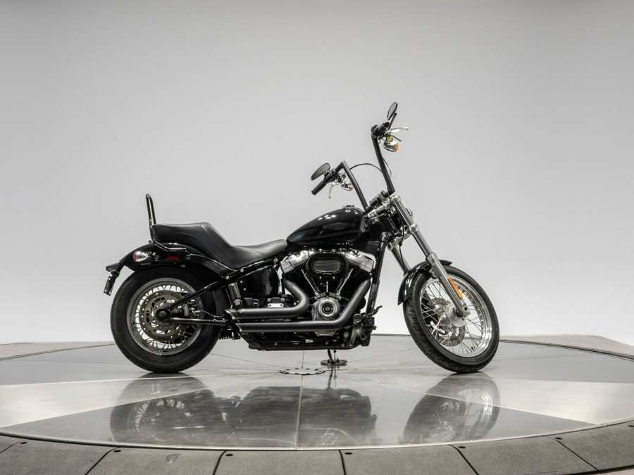 2020 HARLEY-DAVIDSON FXST STANDARD in Vivid Black with 6,208 miles!
