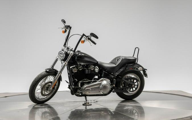 2020 HARLEY-DAVIDSON FXST STANDARD in Vivid Black
