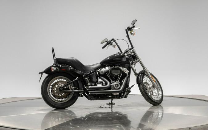 2020 HARLEY-DAVIDSON FXST STANDARD in Vivid Black