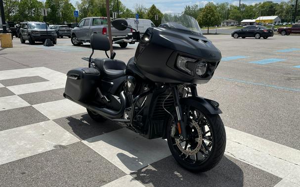 2024 Indian Motorcycle Challenger Dark Horse® with PowerBand Audio Package