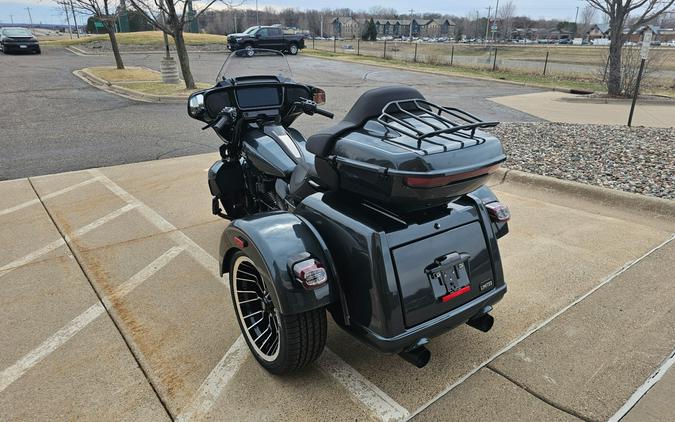 2026 Harley-Davidson Street Glide 3 Limited Iron Horse Metallic Chrome Trim