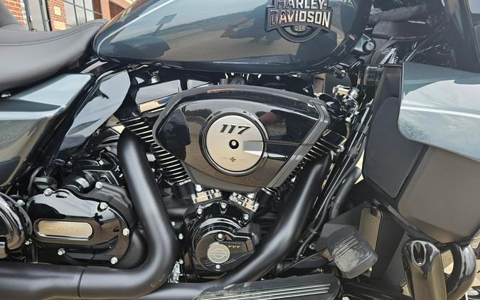2026 Harley-Davidson Street Glide 3 Limited Iron Horse Metallic Chrome Trim
