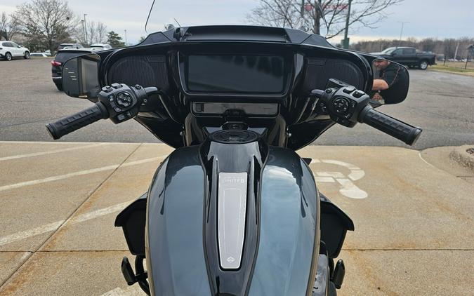 2026 Harley-Davidson Street Glide 3 Limited Iron Horse Metallic Chrome Trim