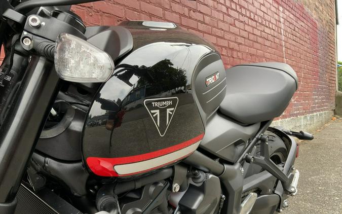 2023 Triumph SAPPHIRE BLACK