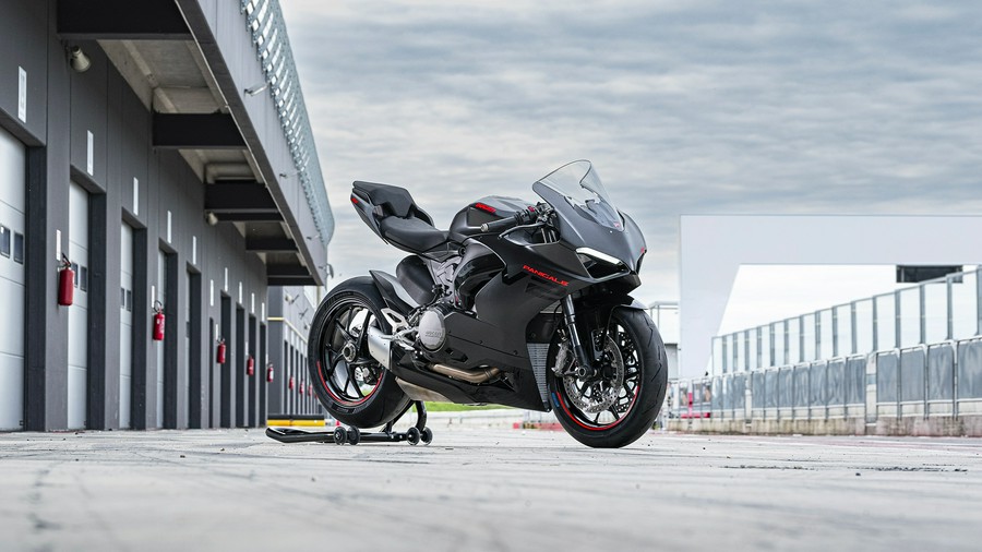 2025 Ducati Panigale V2 - Ducati Red