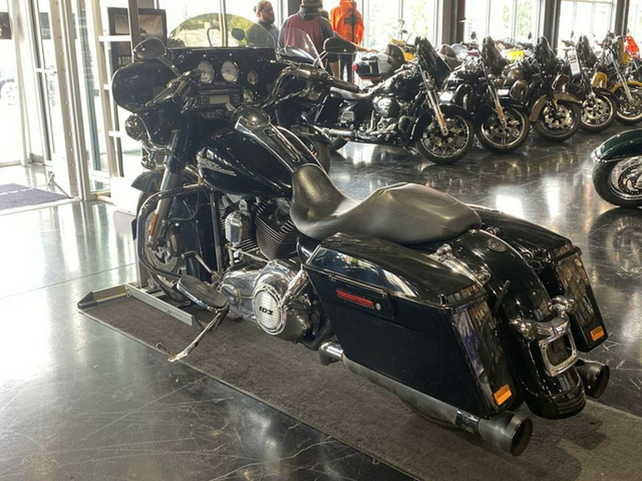 2012 Harley-Davidson FLHX - Street Glide