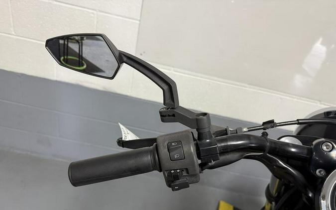 2014 Yamaha Bolt™ R-Spec