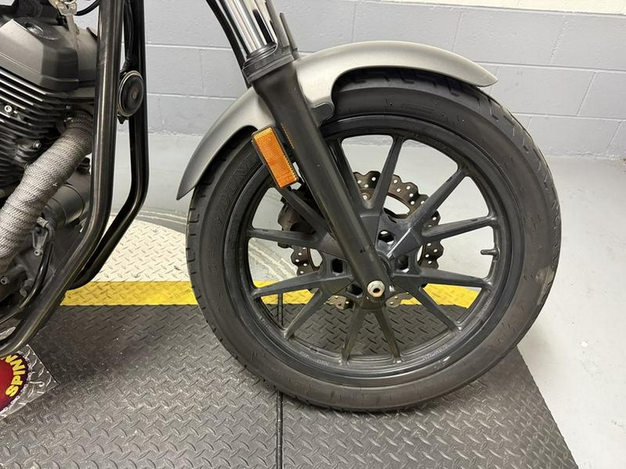 2014 Yamaha Bolt™ R-Spec