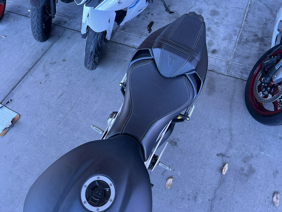2020 Triumph STREET TRIPLE RS