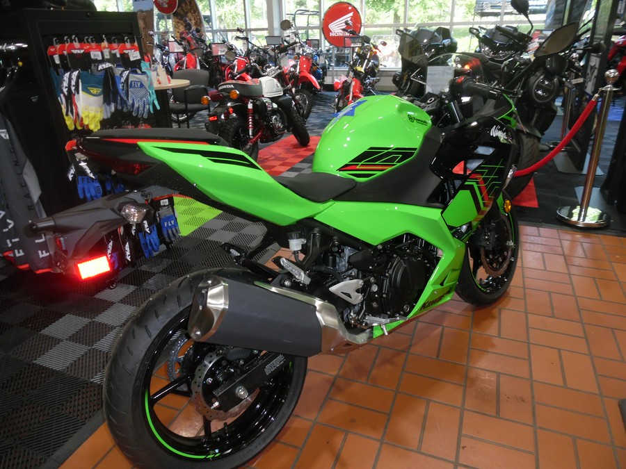 2023 Kawasaki NINJA 400 KRT Edition (EX400HPFAN) w/Accessories installed! [SALE Price NOW through 7.31.2023!]