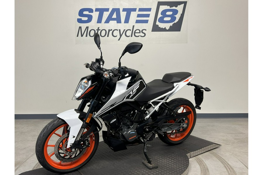 2022 KTM Duke 200