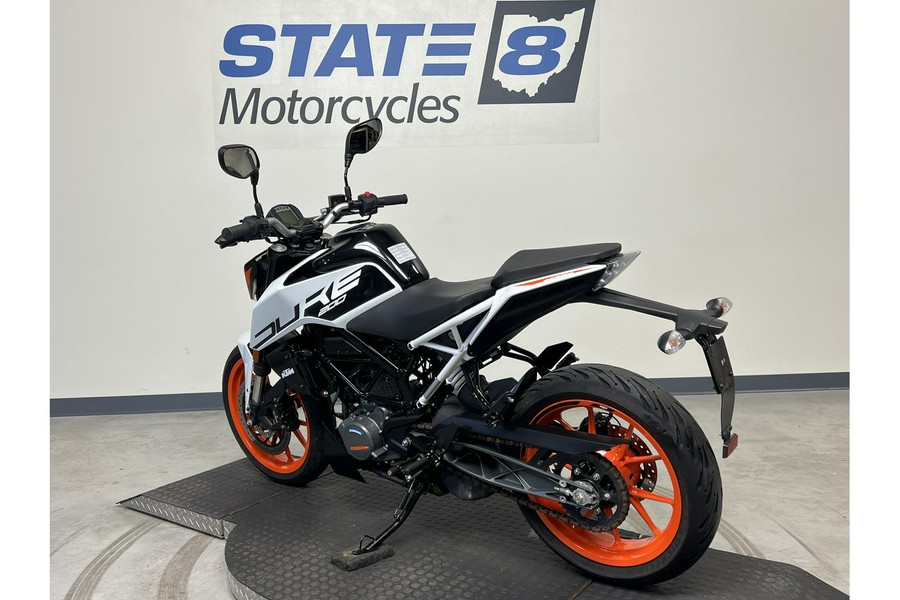 2022 KTM Duke 200