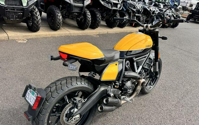 2020 Ducati Scrambler 800 Full Throttle Shining Black/Yellow