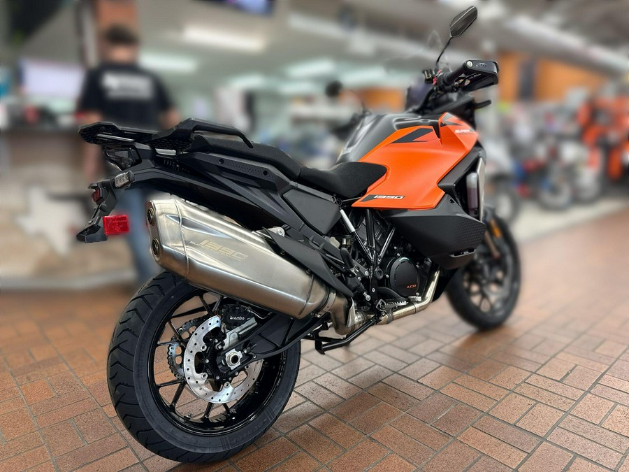 2027 KTM 1390 SUPER ADVENTURE S EVO