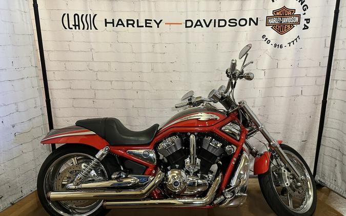 2006 Harley-Davidson V-Rod® VRSCA Scarlet Red Pearl/Dark Slate with Flame graphic