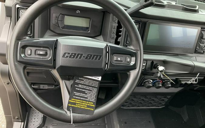 2026 Can-Am Defender MAX Limited HD11 Desert Tan & Carbon Blac