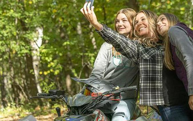 2025 Polaris Phoenix 200