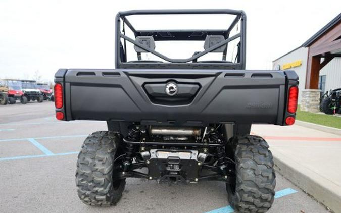 2026 Can-Am Defender HD7