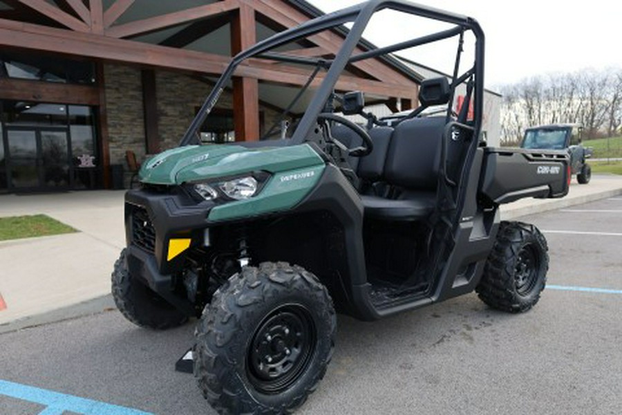 2026 Can-Am Defender HD7