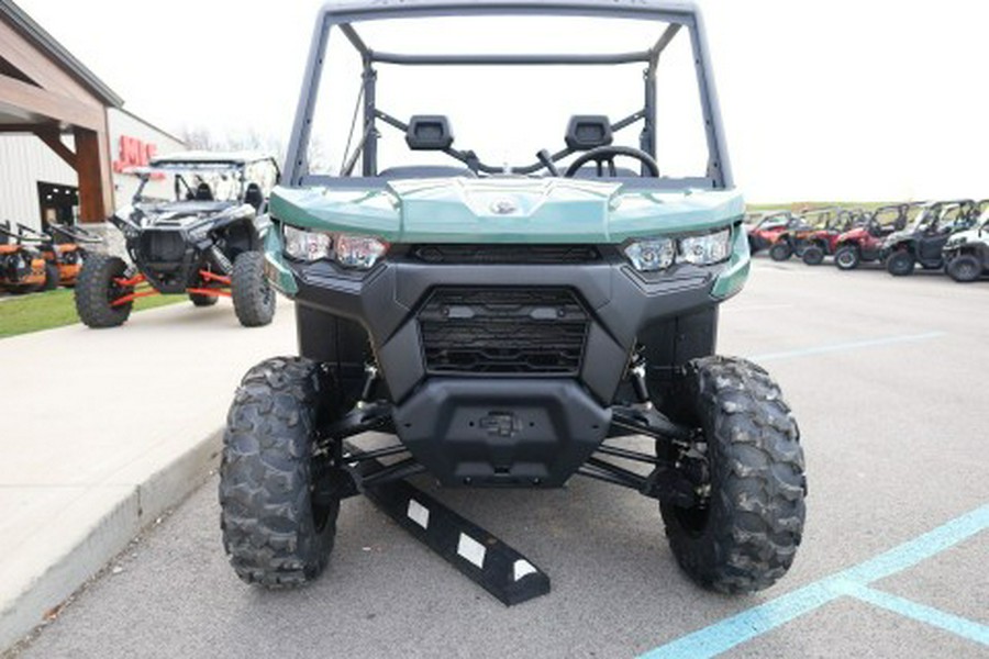 2026 Can-Am Defender HD7